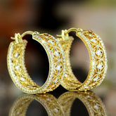 Horse Eye Butterfly Ear Clip in Copper Gold - Glöd of Sweden