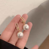 Elegant Gold Alloy Pearl Earrings for Women - Glöd of Sweden