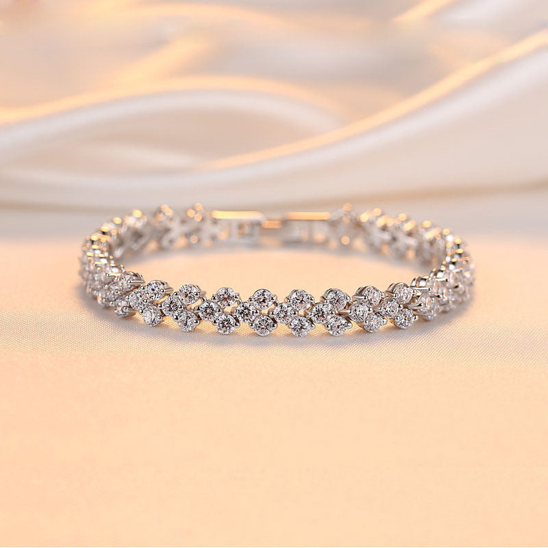 Elegant & Stylish Zircon Bracelet for Women - Glöd of Sweden