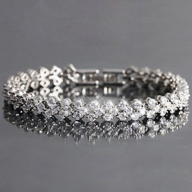 Elegant & Stylish Zircon Bracelet for Women - Glöd of Sweden