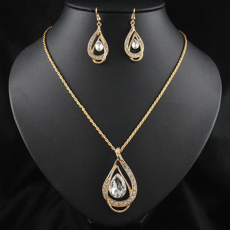 Women’s Elegant Necklace and Earring Set - Glöd of Sweden