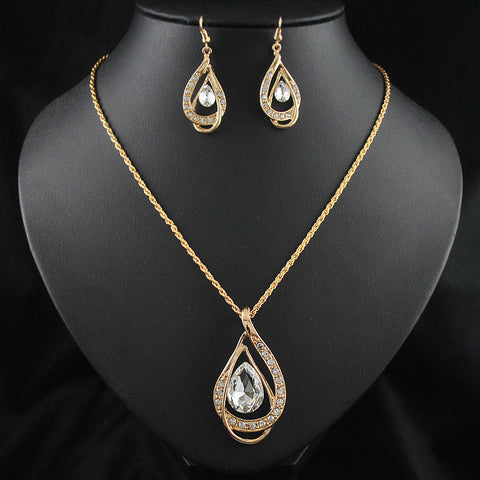 Women’s Elegant Necklace and Earring Set - Glöd of Sweden