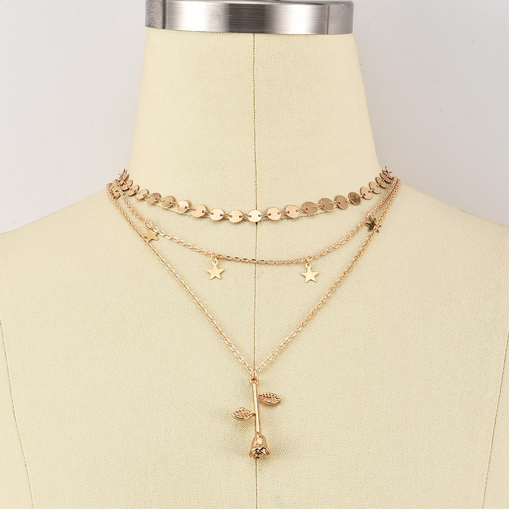 Elegant Women’s Snake Chain Design Rose Necklace - Glöd of Sweden