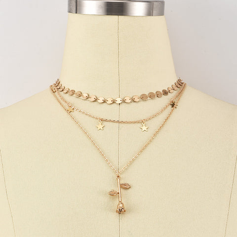 Elegant Women’s Snake Chain Design Rose Necklace - Glöd of Sweden