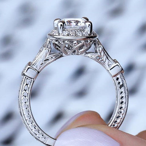 Elegant Zircon Ring for Women - Glöd of Sweden