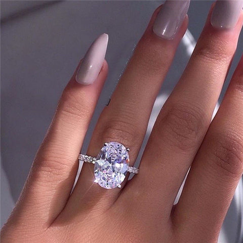 Large Oval Platinum Plated Zircon Ring - Glöd of Sweden