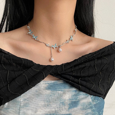 Butterfly Stitching Pearl Tassel Necklace - Glöd of Sweden