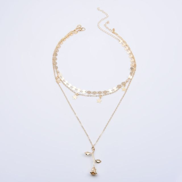 Elegant Women’s Snake Chain Design Rose Necklace - Glöd of Sweden