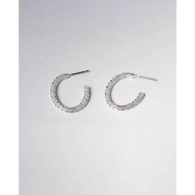 Electroplated Silver Needle Twill C-shaped Earrings