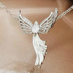 Virgin Mary Pendant Necklace - Glöd of Sweden