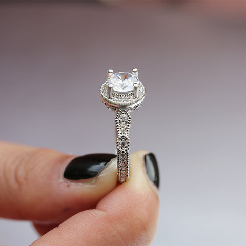 Woman Holding Elegant Zircon Ring - Glöd of Sweden