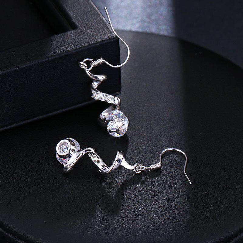 Spiral Zircon Earrings - Glöd of Sweden