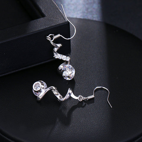 Spiral Zircon Earrings - Glöd of Sweden