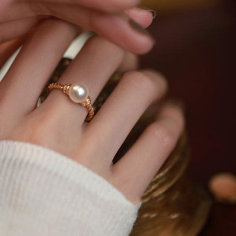 Explore Adjustable Antique Pearl Ring for Women - Glöd of Sweden