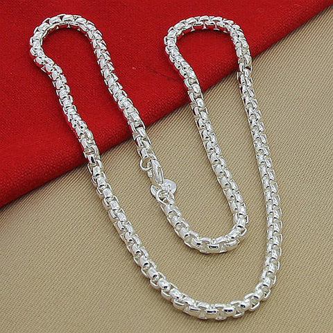 Elegant & Adjustable Silver Necklace