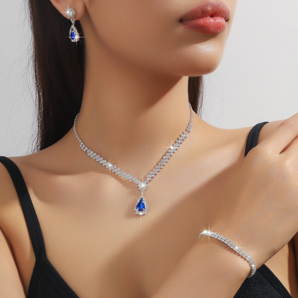 Women’s Water Drop Jewelry Set - Glöd of Sweden