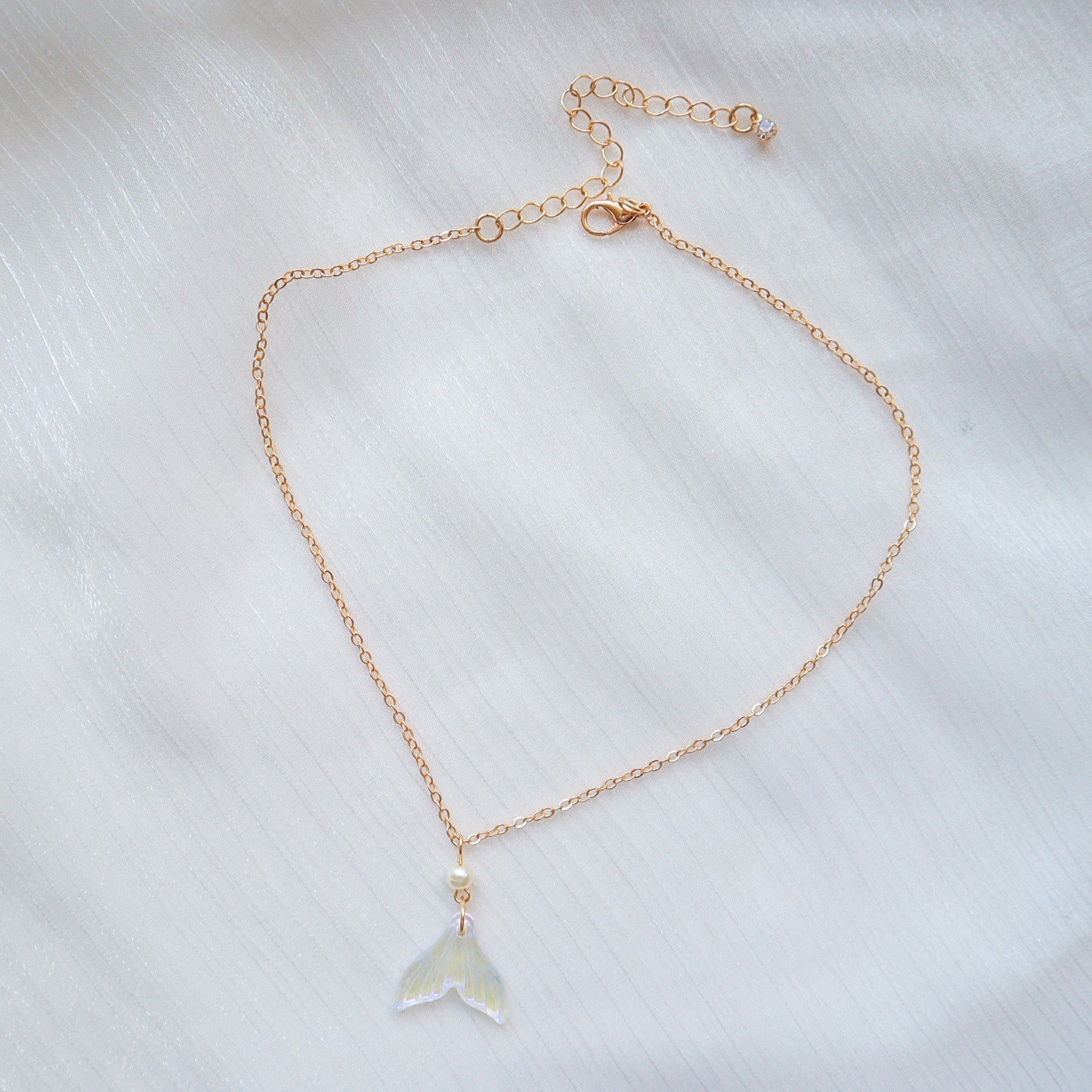 Women’s Mermaid Tail Pearl Necklace - Glöd of Sweden